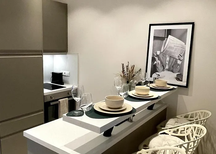 K - Cozy Altbau - Perfect Base Апартаменти *
