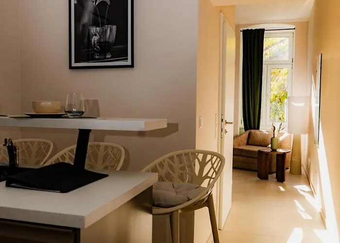 K - Cozy Altbau - Perfect Base * Відень